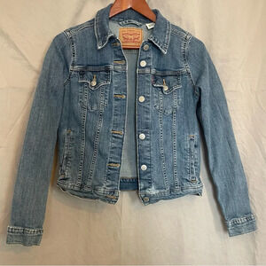 Levi's Red Tag-Light Blue Denim Jean Jacket